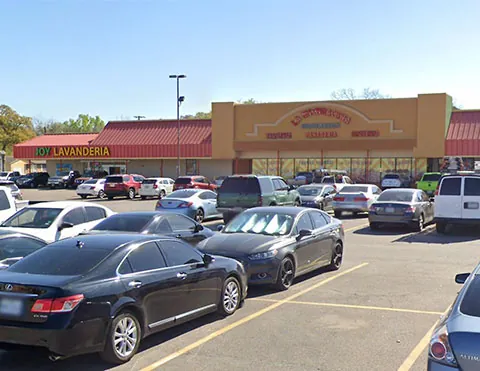 Irving Shopping Center property photograph from Quine