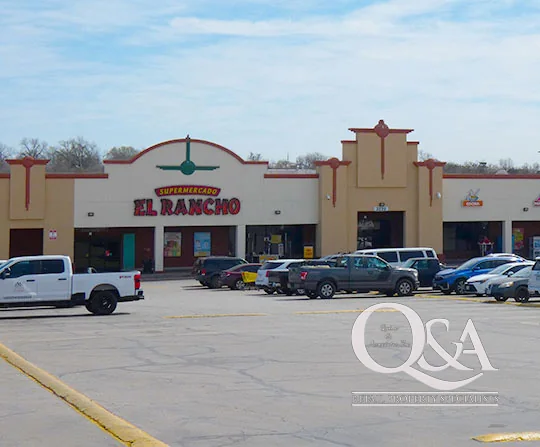 Northside Shopping Centers property photograph from Quine