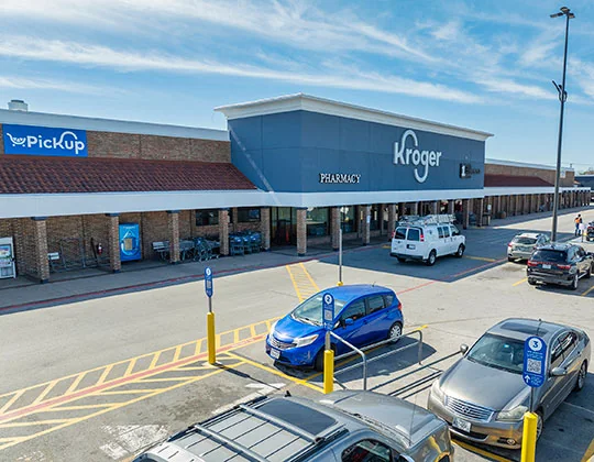 Plaza 303 Shopping Center property photograph from Quine