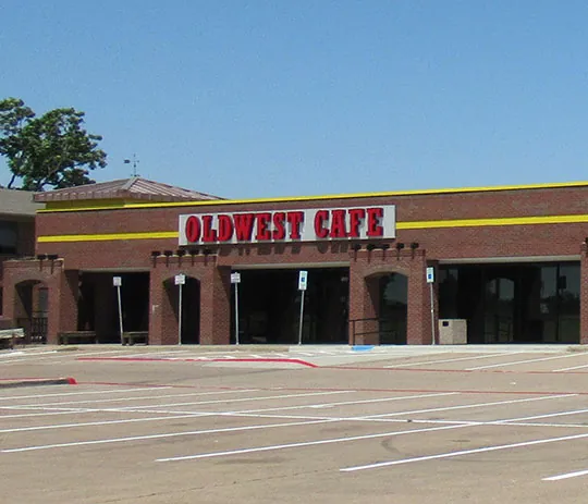 St. Michael's Shopping Center property photograph from Quine